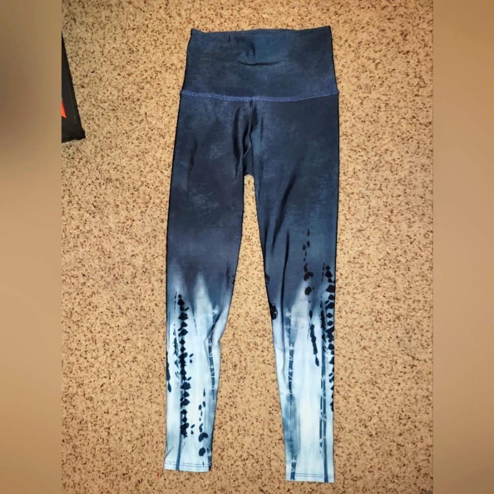 Onzie high waisted leggings